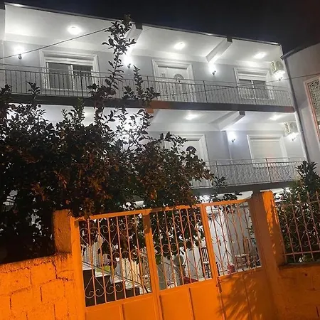 Eagle 3 Apartment *